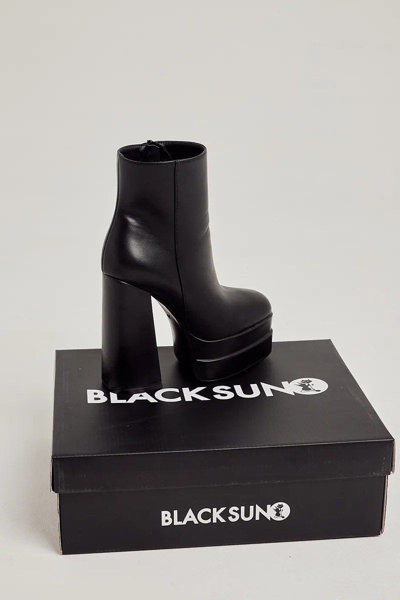 Ankla Boots