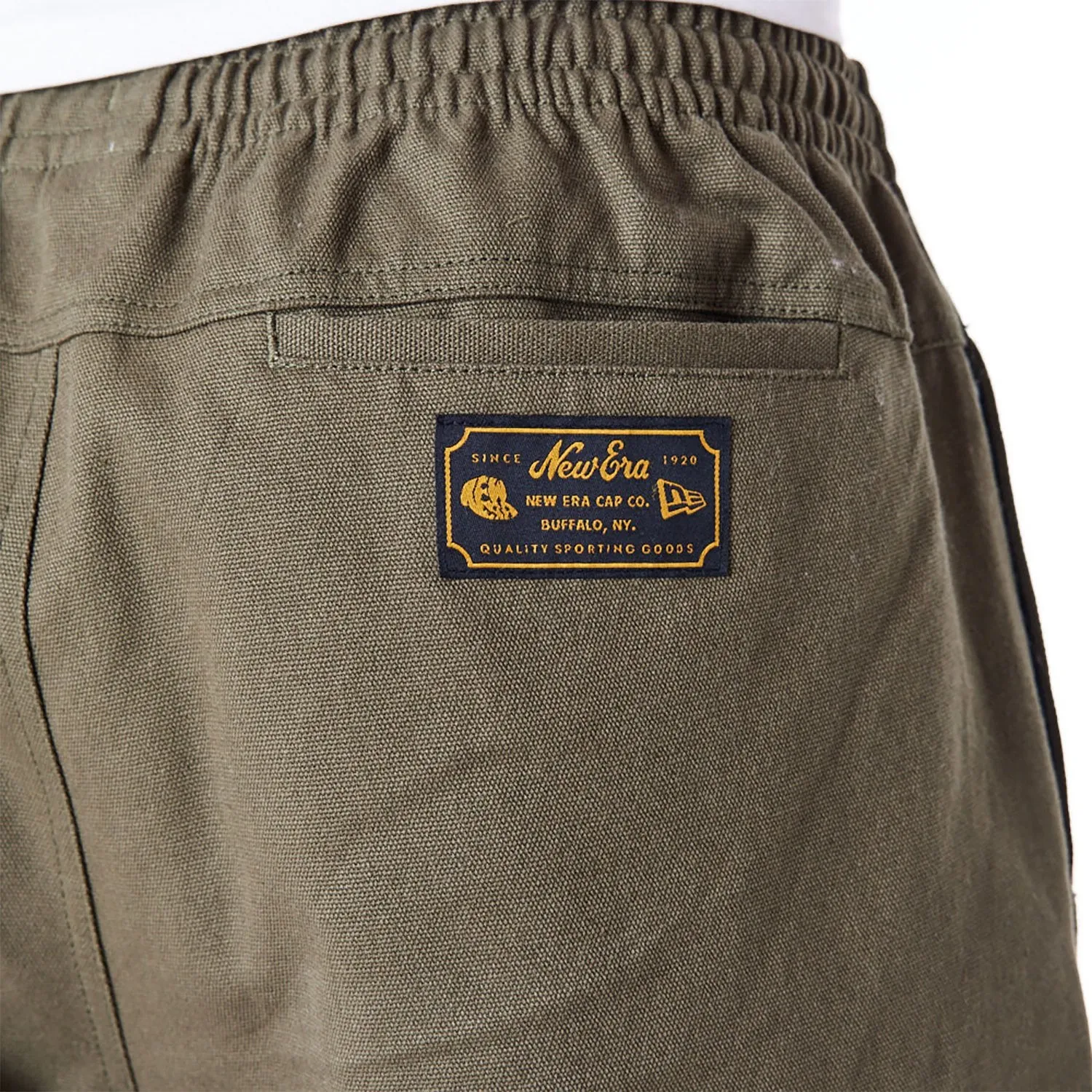 NEW ERA Green Cargo Trousers